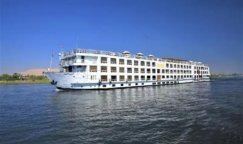 Crown Empress – Um Cruzeiro de Luxo pelo Nilo